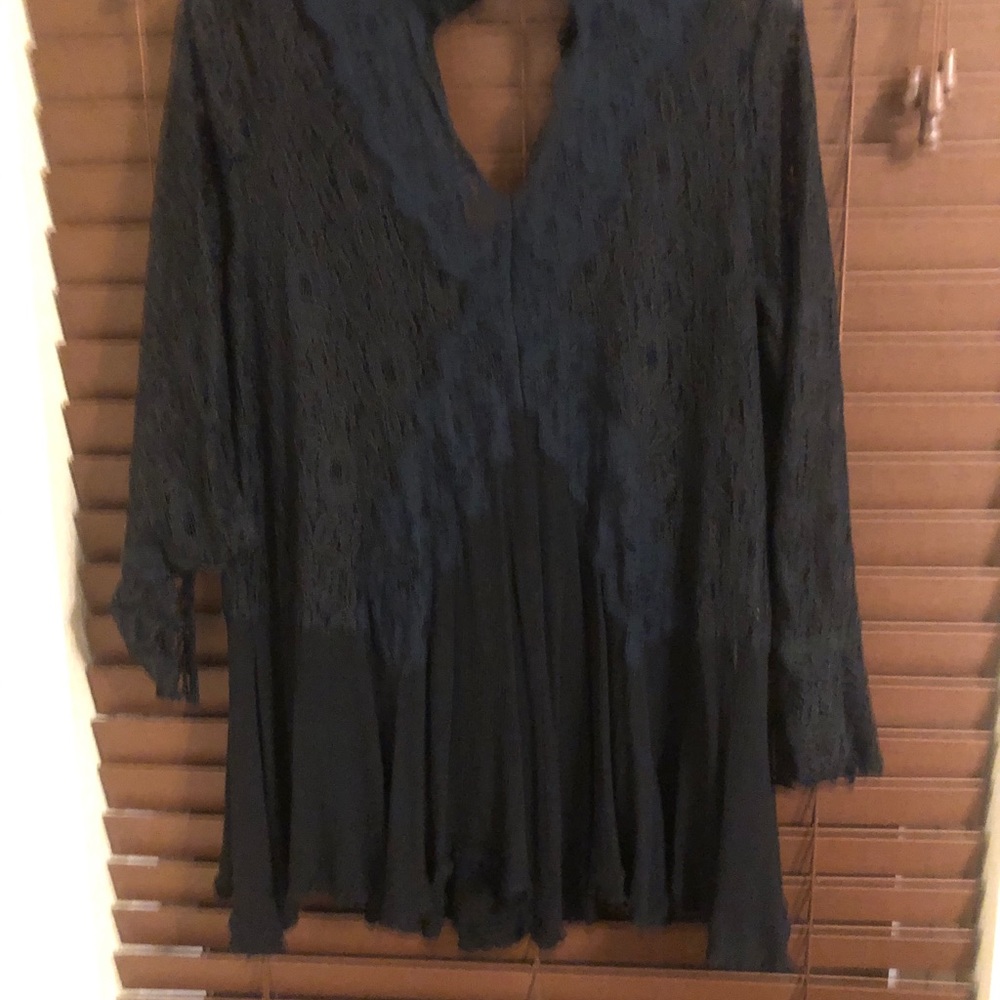 Tunic - Picture 2 of 2
